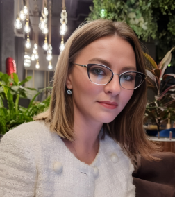 Анна Папета